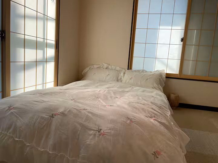 Aila House second bedroom photo