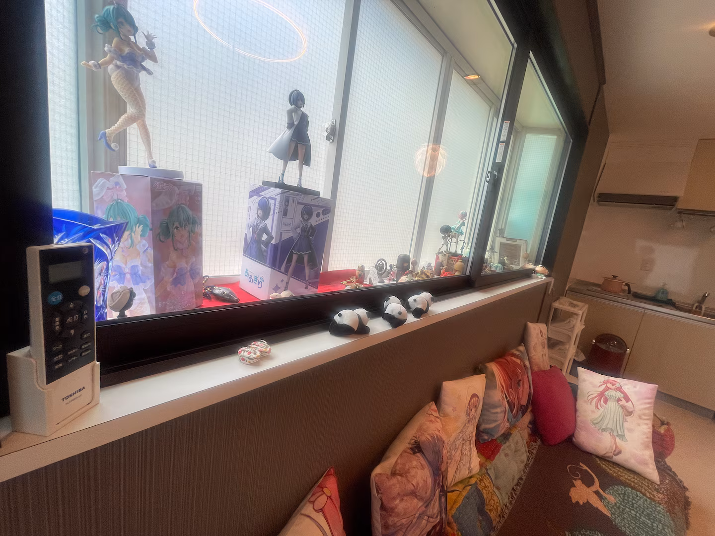 Aila House living room photo